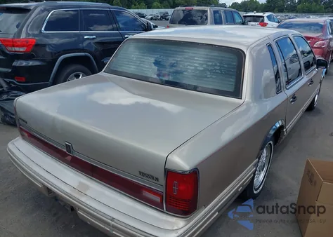 1993 Lincoln Town Car Executive из США, поврежденный, VIN 1LNLM81WXPY643062